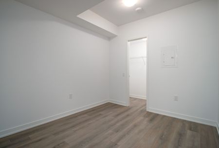 For Lease - 7439 Kingston Road Unit# 218, Toronto, Ontario - Photo 4