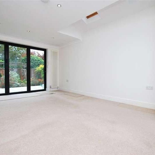 Blackheath Lane, Blackheath, Guildford, Surrey, GU4 - Photo 1