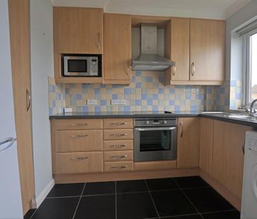 2 bedroom maisonette to rent - Photo 5