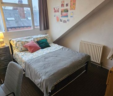 4 Bed - 8 Mayville Street, Hyde Park, Leeds - LS6 1ND - Student - Photo 2