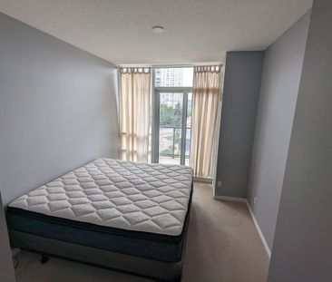 For Lease - 2240 Lakeshore Boulevard Unit# 304, Toronto, Ontario - Photo 3
