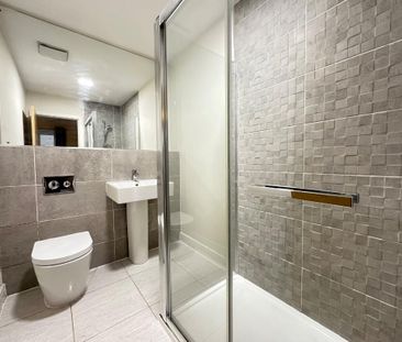 4 bedroom terraced house to rent - Photo 3