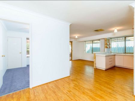 Well Presented House in Great Location - Photo 2