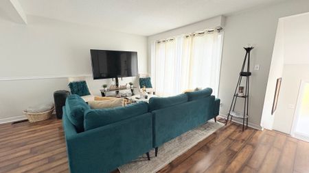 For Lease - 301 Garden Street Unit# 2, Whitby, Ontario - Photo 3