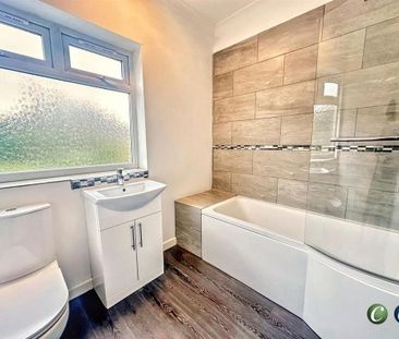 3 bedroom detached bungalow to rent - Photo 5