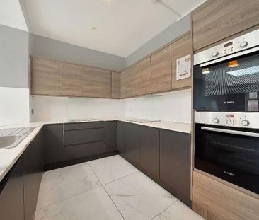5 bedroom terraced house to rent - Photo 3