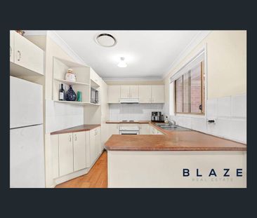 Spacious 3 Bedroom Beauty! - Comfort & Convenience - Photo 5