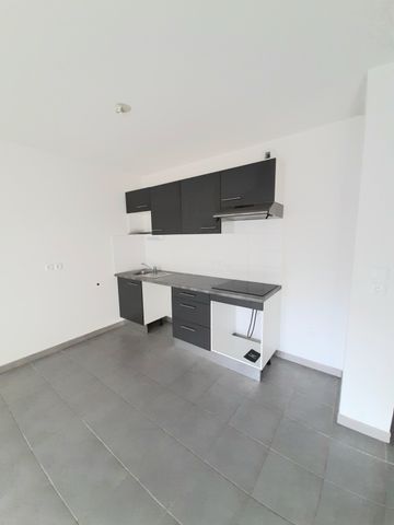 Location Appartement 3 pièces 63m² ST JORY 31790 - Photo 3