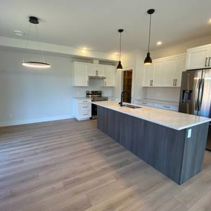 Evergreen Road Townhouse - Photo 2