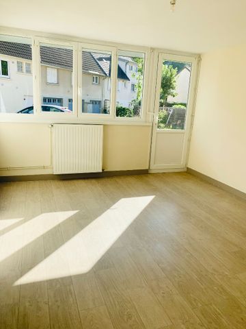 A LOUER Appartement 50000 Saint-Lô 1 chambre 45.67 m² - Photo 4