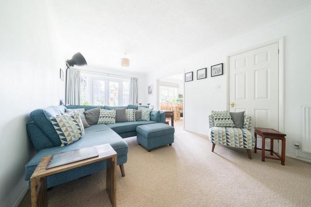 5 bedroom house to rent - Photo 1