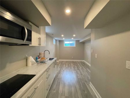 For Lease - 174 Wagner Crescent, Essa, Ontario - Photo 2