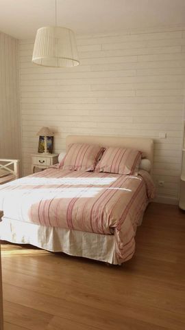 Location Maison 7 pièces 204m² CARQUEFOU 44470 - Photo 2