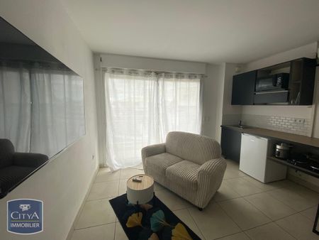 Location Appartement 1 pièce 28m² LE PORT 97420 - Photo 2