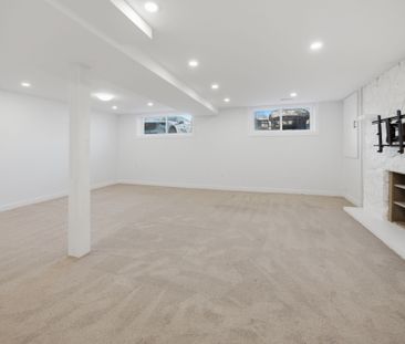 For Lease - 25 Townsend Avenue Unit# Unit B, Bradford West Gwillimb... - Photo 3