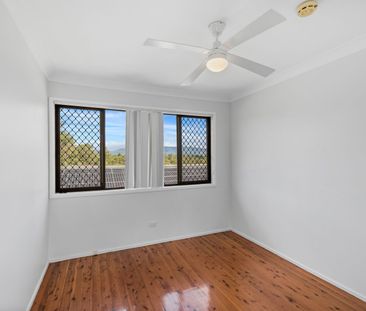 Updated 2-Bedroom Unit in Prime Position - Photo 2