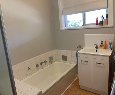 Forest Hill - Photo 4