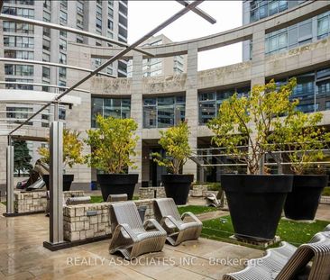 Quantum North Tower Lofts , #2704 - Photo 6