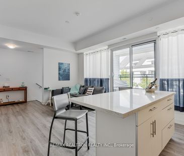 For Lease - 247 Broward Way Unit# 22, Innisfil, Ontario - Photo 1