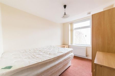 5 bedroom maisonette to rent - Photo 5