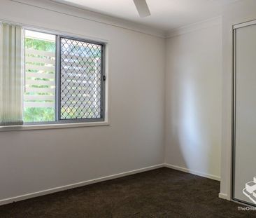 Near New 3 Bedroom Townhouse - Photo 1