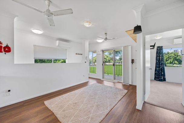 2 Bedroom Unit &vert; Fantastic Location - Photo 1