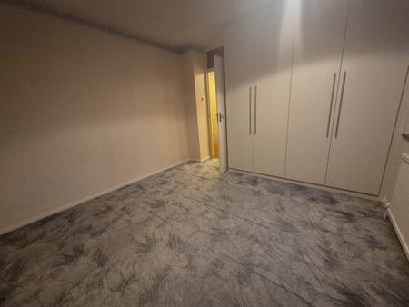 St Marys Avenue South - Photo 3