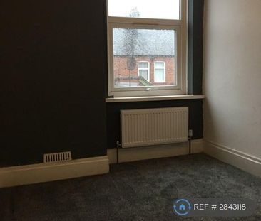 3 bedroom terraced house to rent - Photo 6