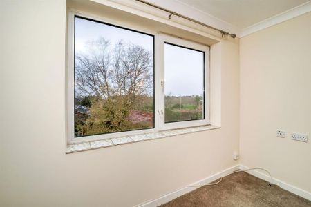 1 bedroom retirement property to rent - Photo 4