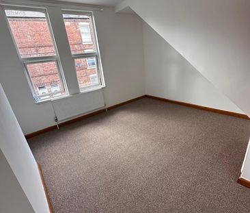 3 Bed Terraced House, Palin Street, NG7 - Photo 2