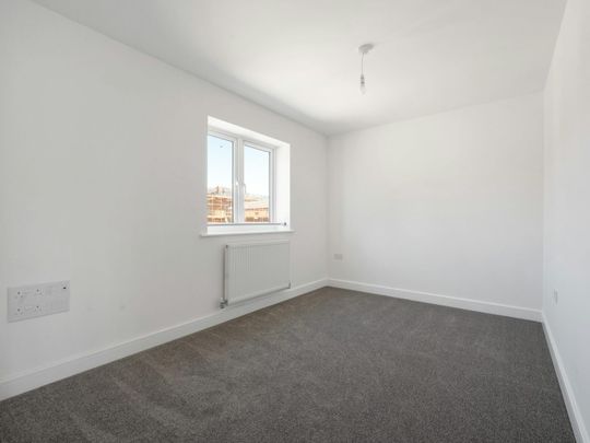 Charles Dyer Close, Melton Mowbray, LE13 - Photo 1