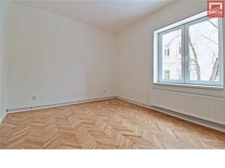 Pronájem bytu 2+1 v cihlovém domě, Pekařská ul, Olomouc - Photo 2