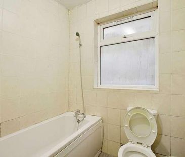 Clayton Road, Hayes, UB3 - Photo 3