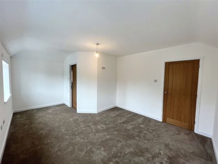 Lincoln Road, Newark, Nottinghamshire, X, NG24 - Photo 4