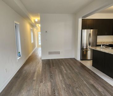 For Lease - 2521 Athena Path, Pickering, Ontario - Photo 3