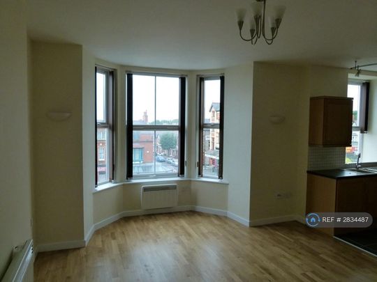 1 bedroom flat to rent - Photo 1