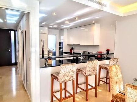 3 bedroom luxury Semidetached House for rent in Marbella, Spain - Photo 3