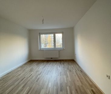 Fertig sanierte 3-Raum-Wohnung mit Balkon und Duschbad am Bindermic... - Photo 3