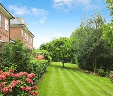 Flat to rent on - Photo 3