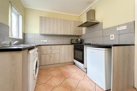 32 Ainsworth Drive, Belfast, BT13 3EJ - Photo 5