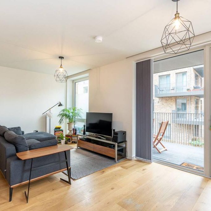 1 bedroom flat to rent - Photo 1