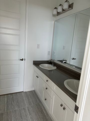 For Lease - 1324 Garthdale Street, Pickering, Ontario - Photo 5