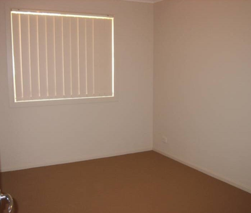 20 Wattle Cres, Munno Para West SA 5115 - House For Rent | Domain - Photo 4