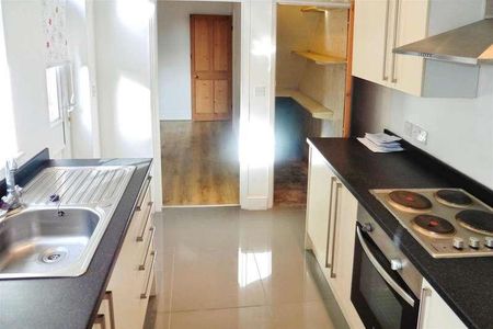 Milton Street, Higham Ferrers, Northants, NN10 - Photo 5