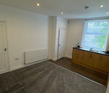 Hoyle House Fold, Linthwaite, Huddersfield, HD7 5NG - Photo 4