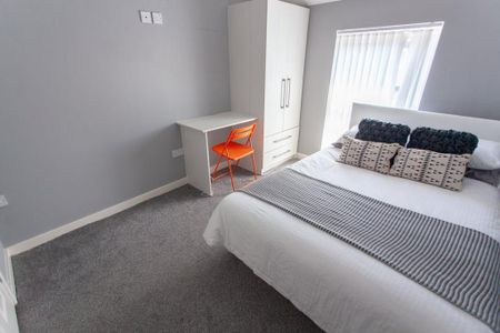 2 bedroom flat to rent - Photo 3