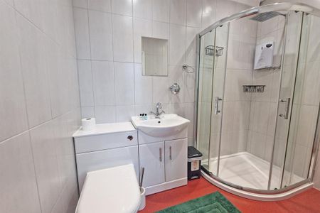 Studio to rent - Photo 4