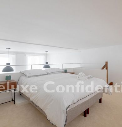 Appartement • Odéon - Photo 1