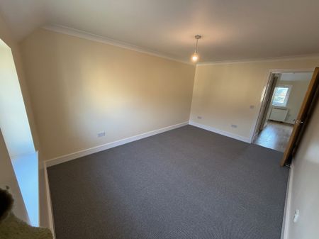 Spindle Drive, Thetford - Photo 2