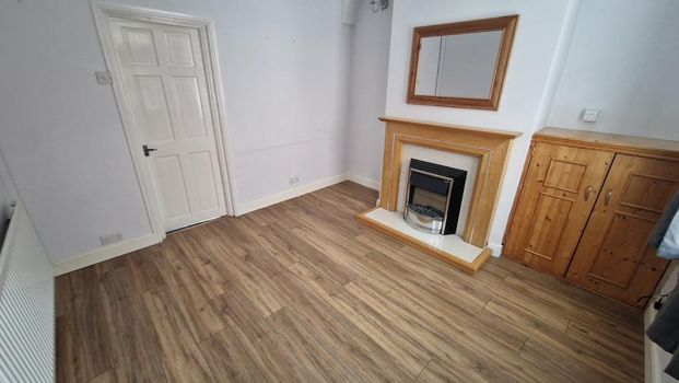 2 bedroom terraced house to rent - Photo 1